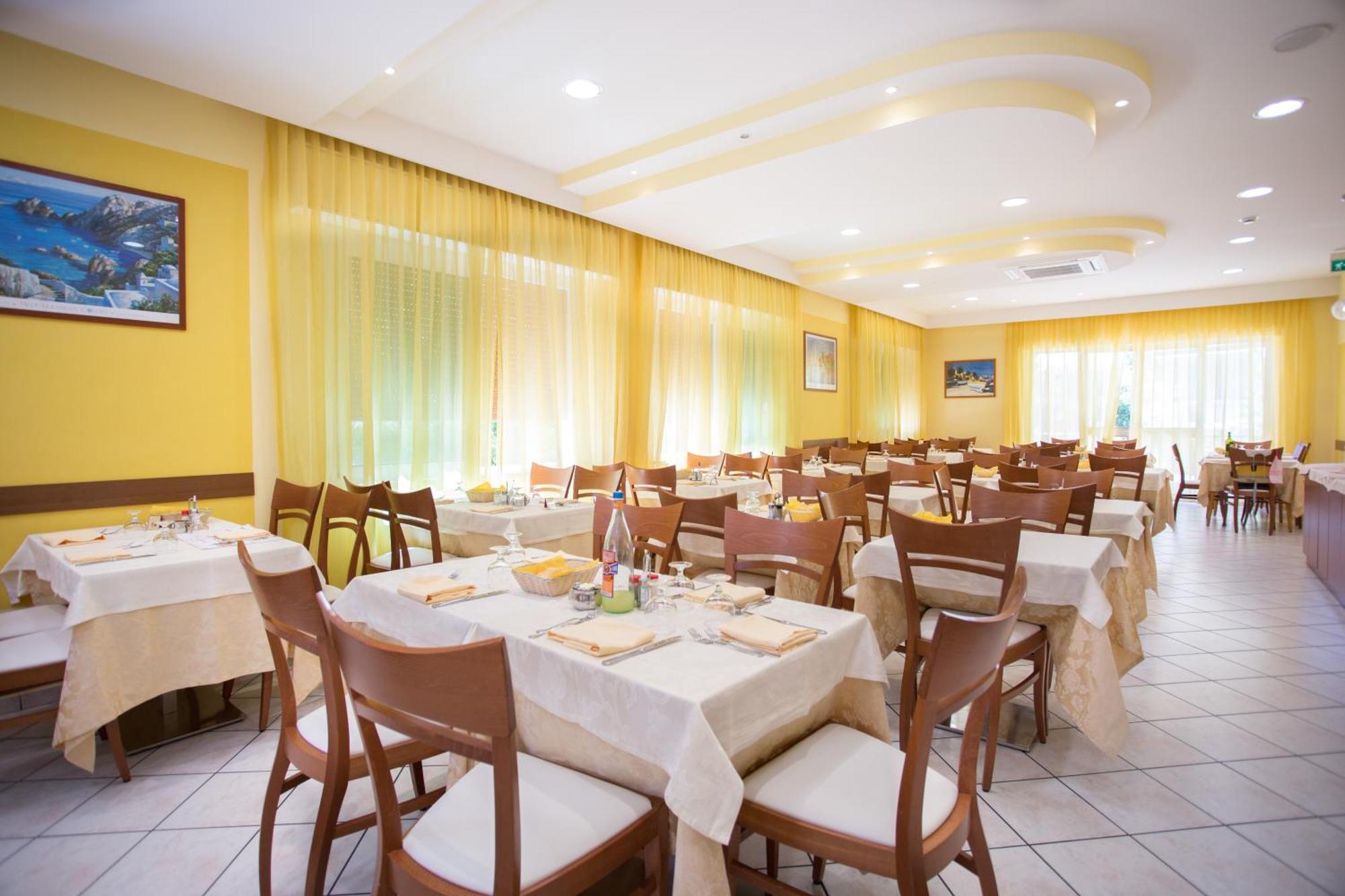 Hotel De La Ville Rimini Eksteriør bilde